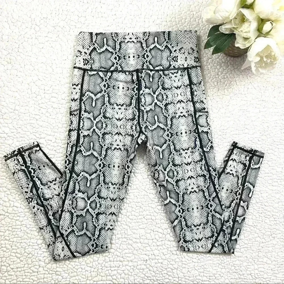 High Waisted Yoga Pants V Cross Waist Side Pocket Tummy Control Workout Legging - Picture 9 of 16